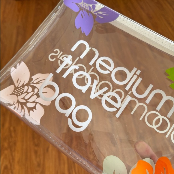 Floral Transparent Travel Pouch - Picture 2 of 3